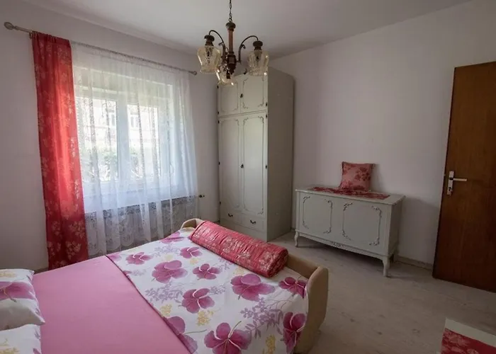 Ledenice, Novi Vinodolski 40867 Ledenice